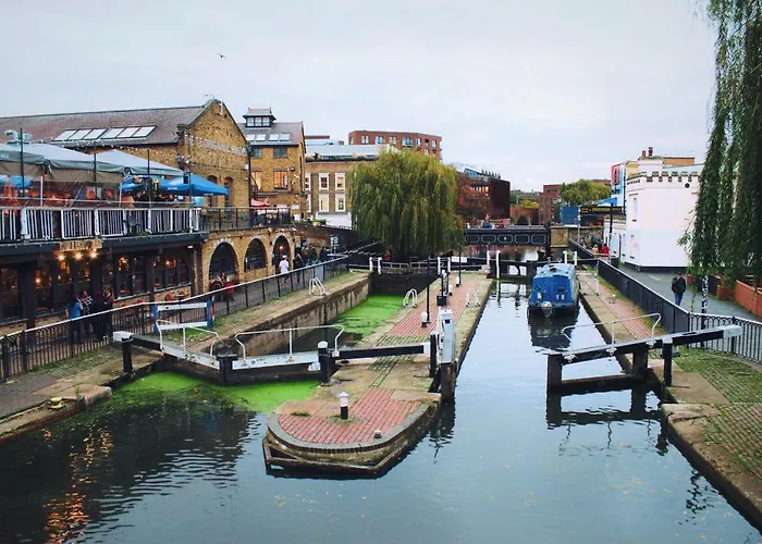 Hotel The Wesley Camden Town Londra